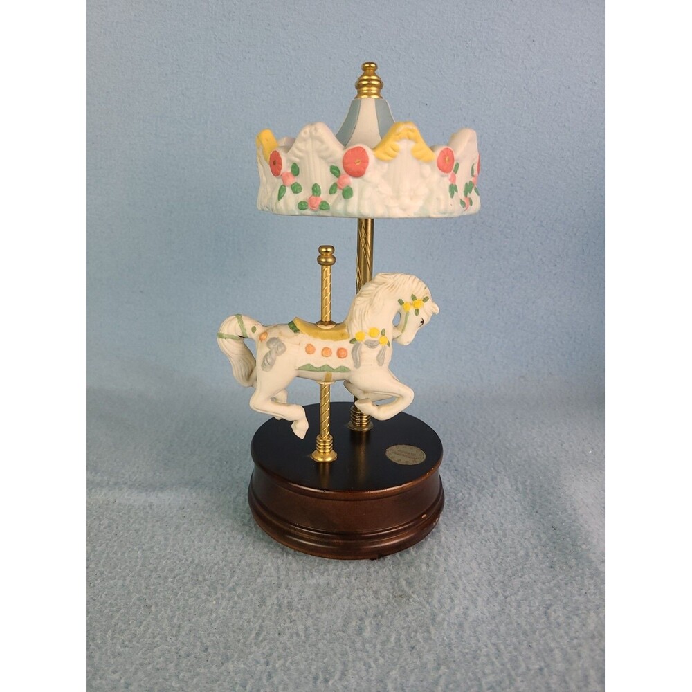 Heritage House Carousel Music Box 10” - Moving Horse & Canopy - 1993 Giftco Ltd.